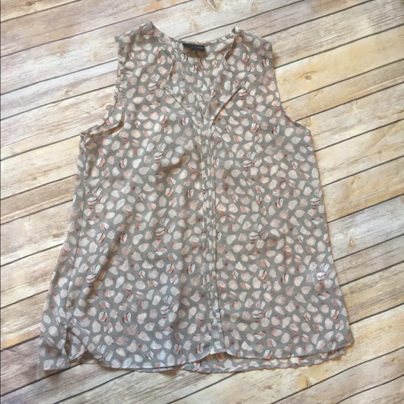 bobeau Tops - Bobeau sheer tunic tank top.